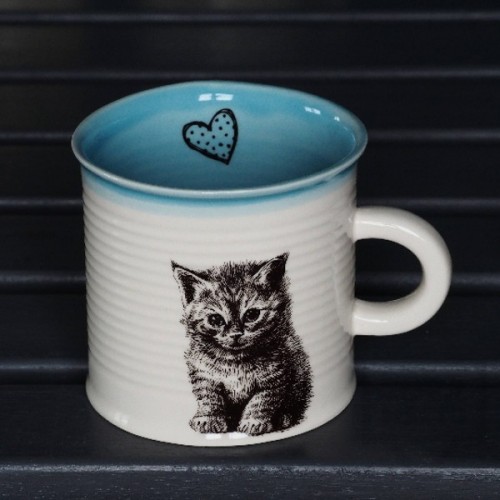 Ръчно изработена порцеланова чаша тип консерва Art.E Handmade - малка консерва с котка